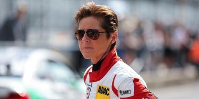 Sabine Schmitz kämpft weiter: Mit Fahrspaß gegen hartnäckigen Krebs