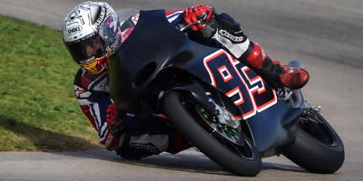 Test mit Moto3-Maschine: Marc Marquez sorgt sich weiter um seine Schulter