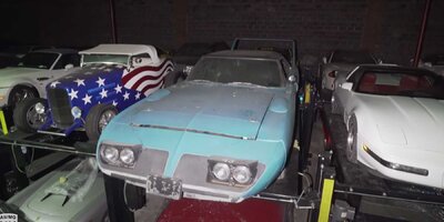 Die Mutter aller Scheunenfunde beinhaltet über 300 Autos