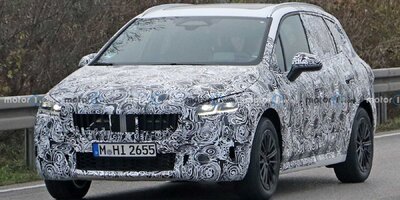 BMW 2er Active Tourer (2021) zeigt sich mit weniger Tarnung