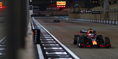 F1 Abu Dhabi 2020: Max Verstappen feiert Abschlusssieg