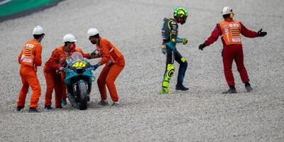 Sturz in Barcelona: Valentino Rossi rätselt über Reifenprobleme