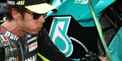 Mutter von Valentino Rossi: 'Plant man Rücktritt, wenn man 72 Runden testet?'