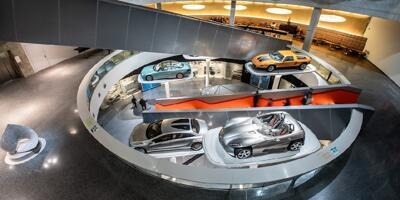 Mercedes-Benz Museum: Endlich wieder offen!