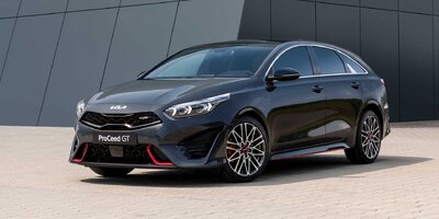 Kia Ceed Facelift (2021) mit neuen Leuchten und Grill enthüllt