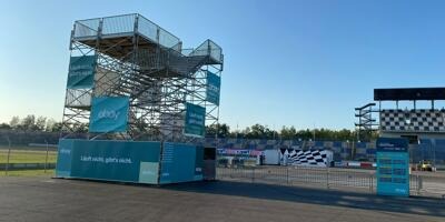 Aussichtsplattform im ADAC GT Masters steht: Das ist der Fan-Tower