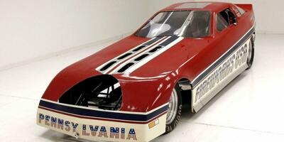 Zum Verkauf : Corvette C4 mit 7.000 PS starkem Düsentriebwerk