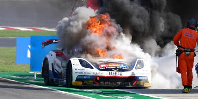 Trotz Feuerdrama: Callaway-Corvette auf dem Sachsenring am Start