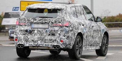 BMW X1 (2022) mit vier Endrohren erwischt: Kommt ein M?