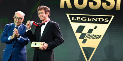 MotoGP-Legendenstatus: Besondere Überraschung für Valentino Rossi