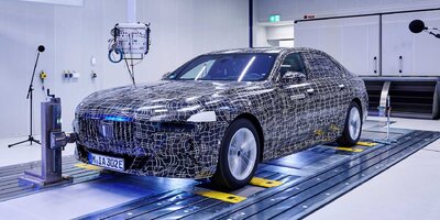 BMW i7 (2022): Neue Teaserbilder aus dem Akustik-Testlabor