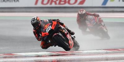 MotoGP-Rennen Indonesien: Miguel Oliveira dominiert im Regen