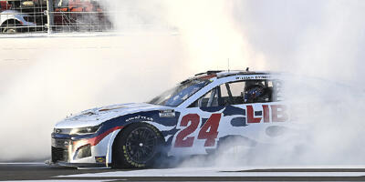 NASCAR Atlanta: Byron gewinnt Crashfest auf neuem 'Superspeedway'