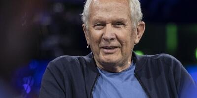 Helmut Marko: 'Sind froh, dass wir Ferrari als Gegner haben'