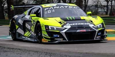 GTWC Imola 2022: Rossi verpasst Boxenplatz, Teamkollegen siegen