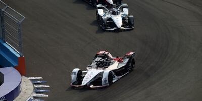 Er hatte den Plattfuß zuerst: Lotterer mit Strafe nicht einverstanden