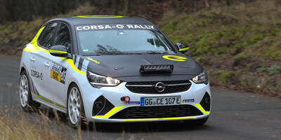 Volker Strycek und 24h-Rennleiter: Rennen im E-Auto auf der Nordschleife