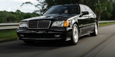 RENNtech S76R: Mercedes 600 SEL (1992) Restomod mit 7,6-Liter-V12